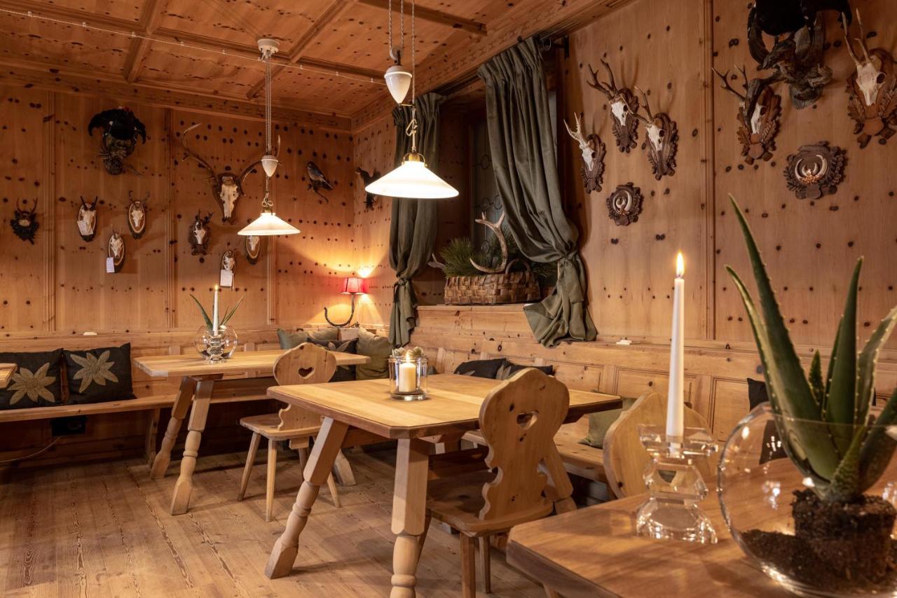 Hotel Finkenhof - Feel At Home Schenna Extérieur photo
