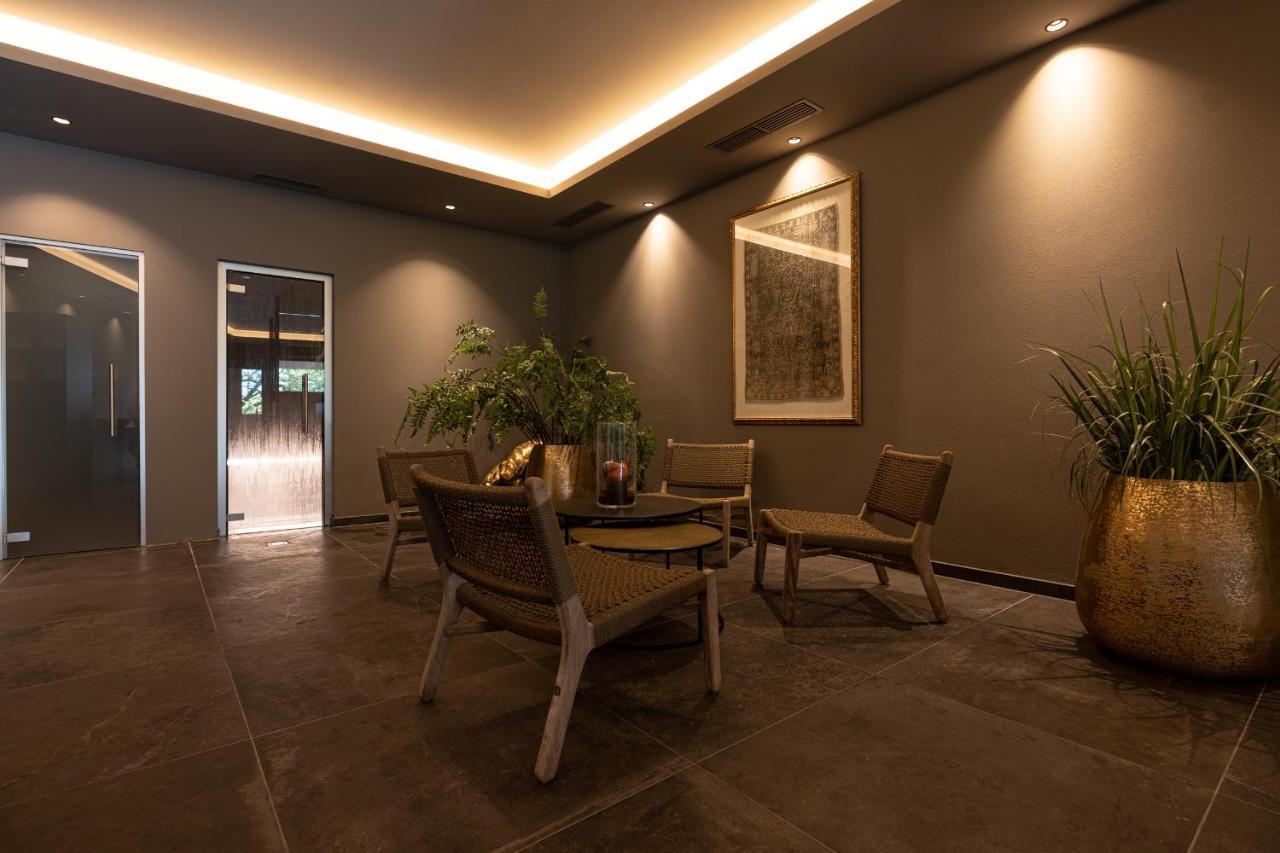 Hotel Finkenhof - Feel At Home Schenna Extérieur photo
