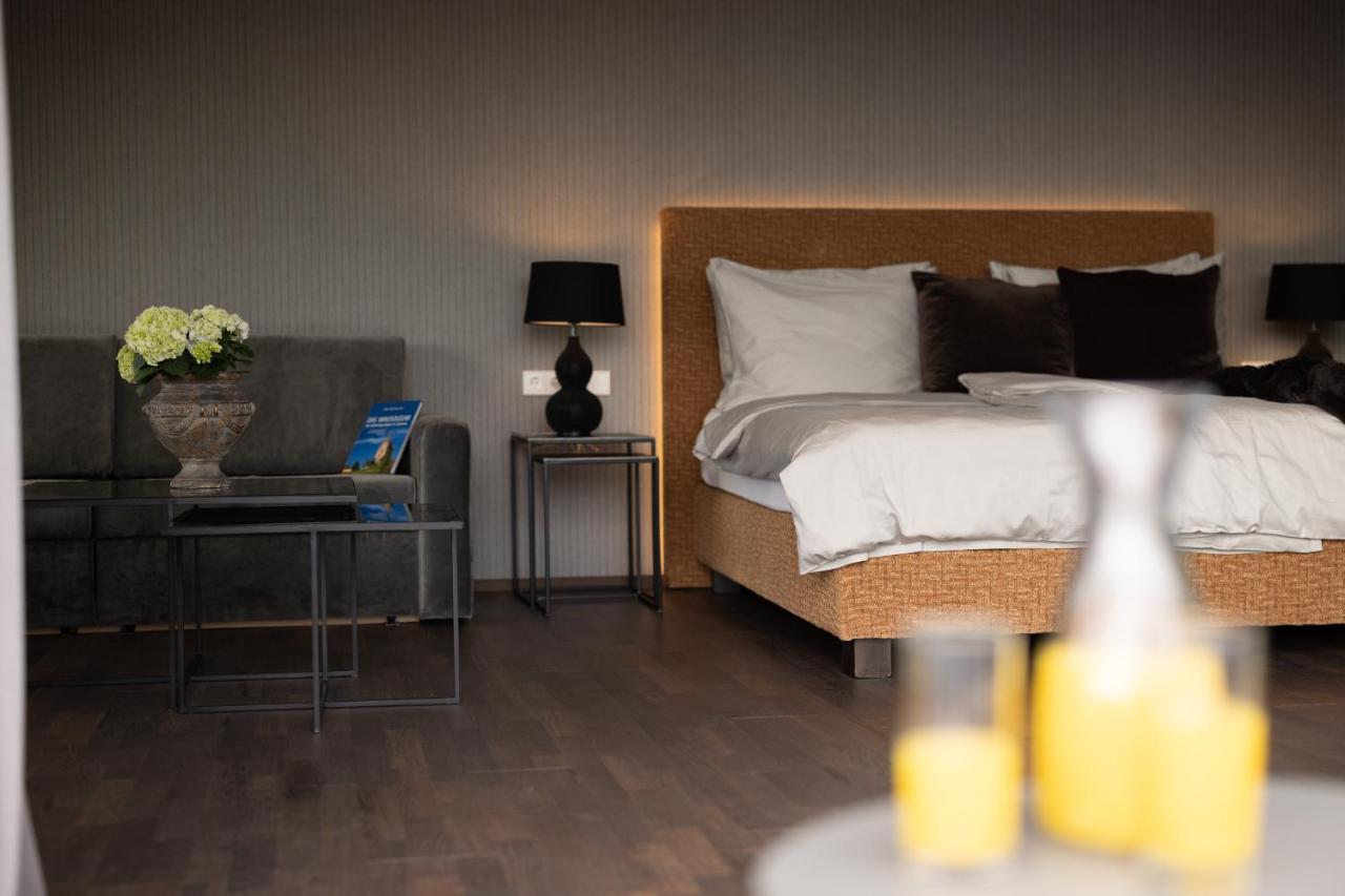 Hotel Finkenhof - Feel At Home Schenna Extérieur photo